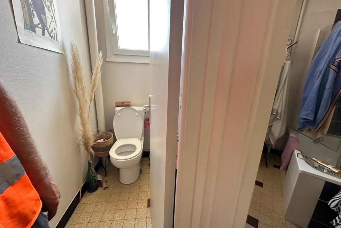 Appartement T3 de 74 m² à vendre avec garage, idéal pour investisseurs 