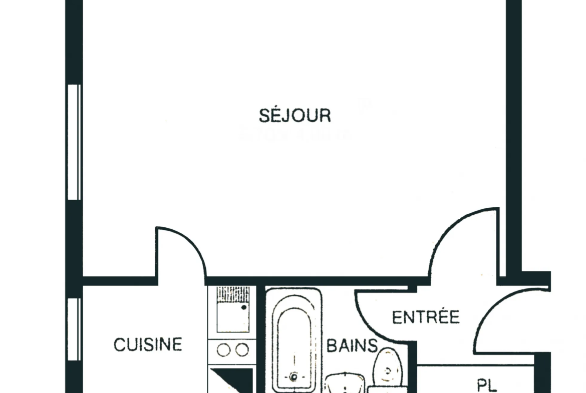 Vente Studio Lumineux à Créteil avec Parking et Cave 