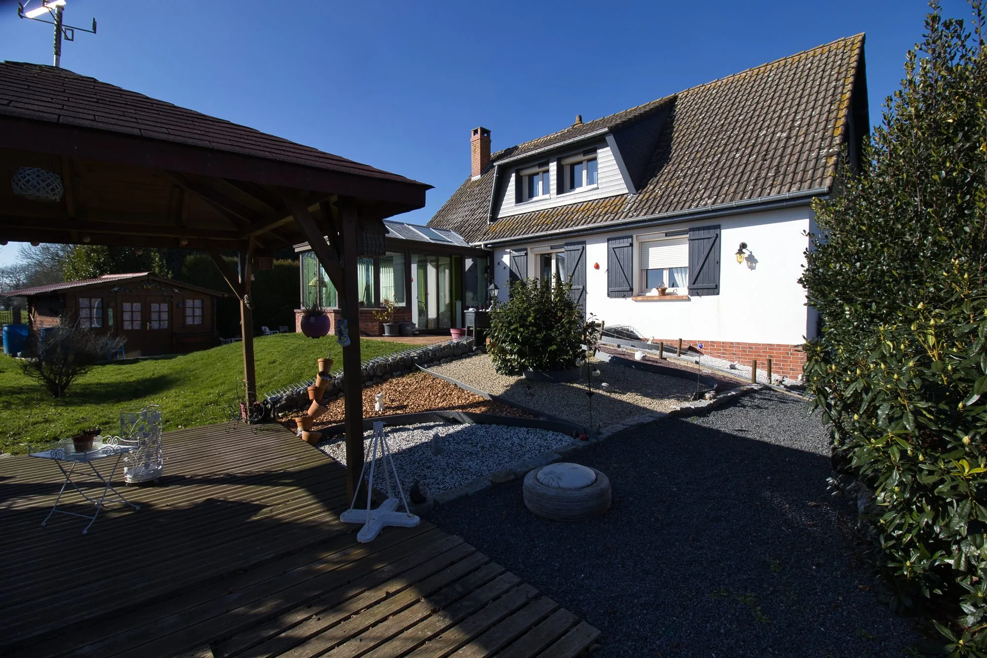 Pavillon Traditionnel avec 5 Chambres à Cany-Barville 