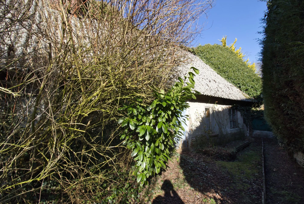 Pavillon Traditionnel avec 5 Chambres à Cany-Barville 