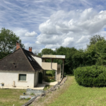 Charmante longère au bord de la Nièvre à Dompierre