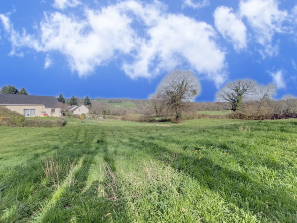 Terrain à vendre à Saint Jal en Corrèze - 1001 m²