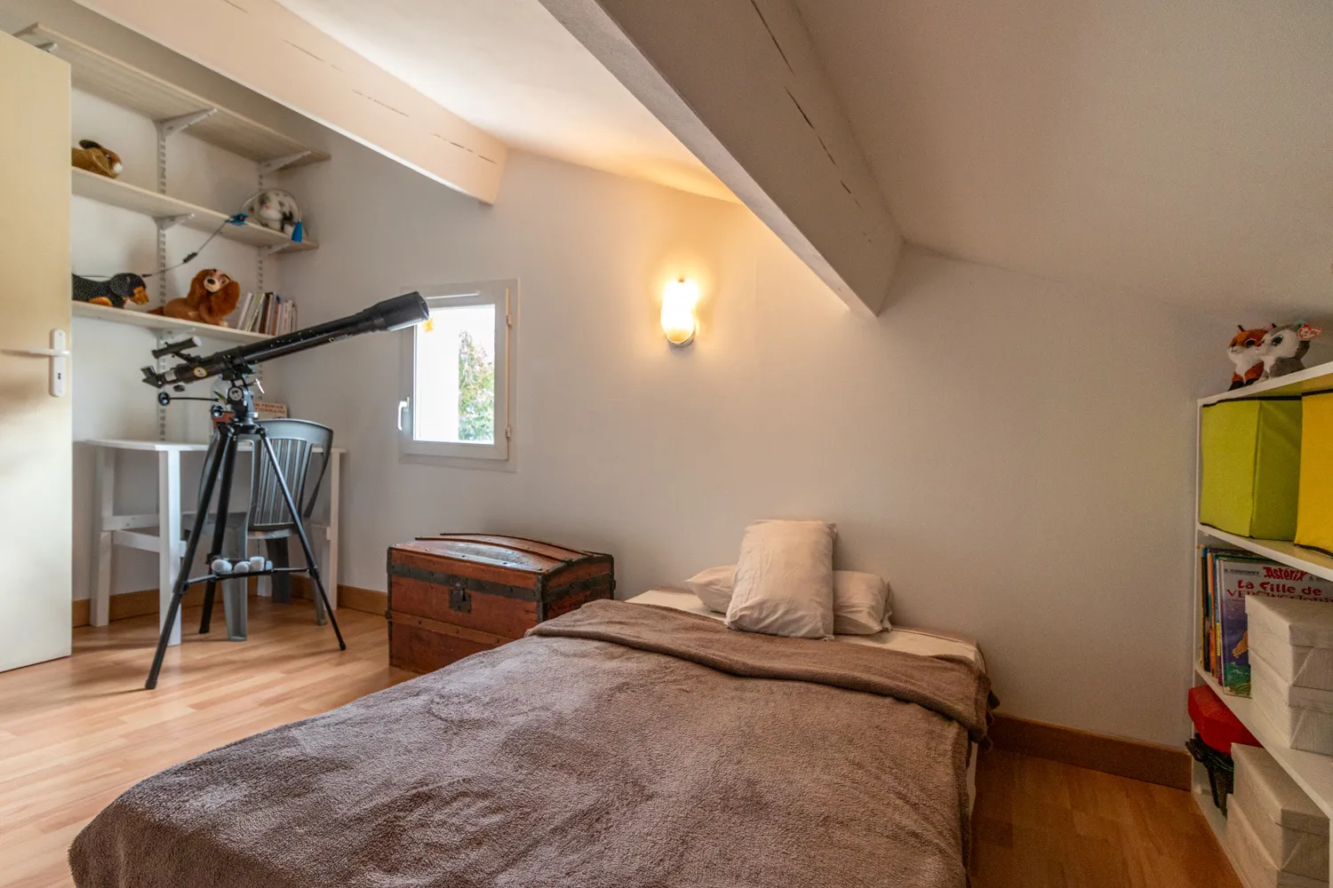 Maison 5 chambres à vendre à La Clisse - 850 m2 de jardin 