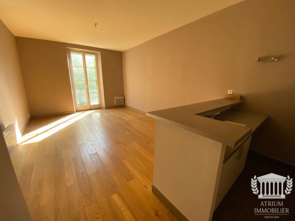 À vendre : Appartement T3 de 76 m² près de la Maison Carrée à Nîmes