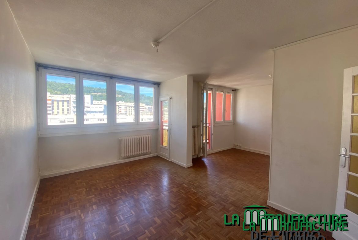 À vendre : Appartement F3 traversant à Saint-Étienne avec Balcons 