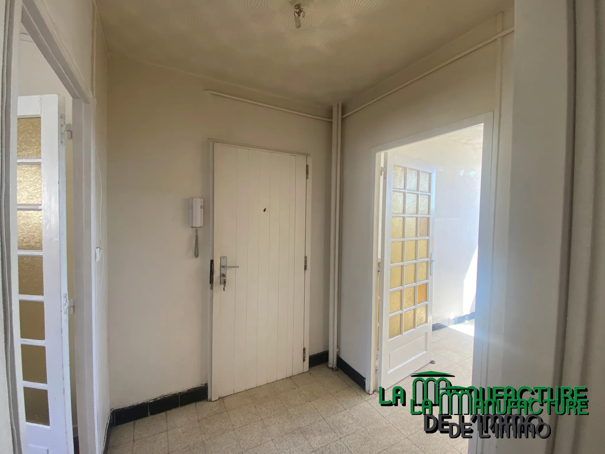 À vendre : Appartement F3 traversant à Saint-Étienne avec Balcons 