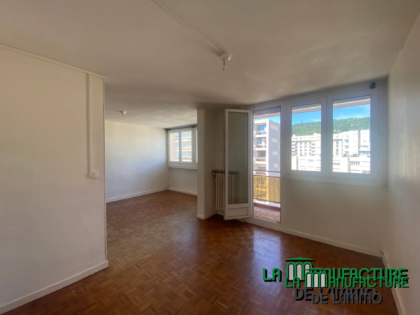 À vendre : Appartement F3 traversant à Saint-Étienne avec Balcons