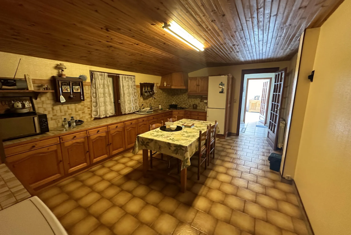 Maison de Campagne à Guenin - 146 m² 