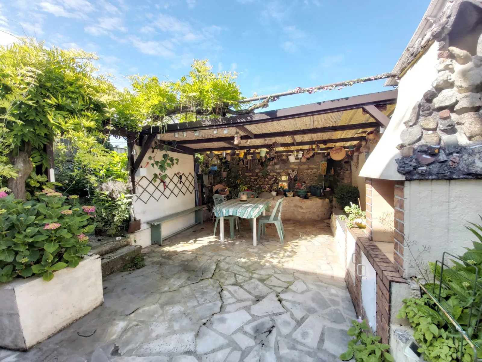 Maison à Melun avec jardin, sous-sol et garage - Idéal famille 