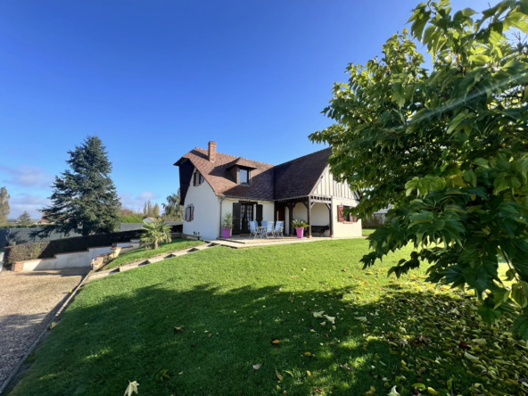 Maison Traditionnelle à 5 min de Gravigny