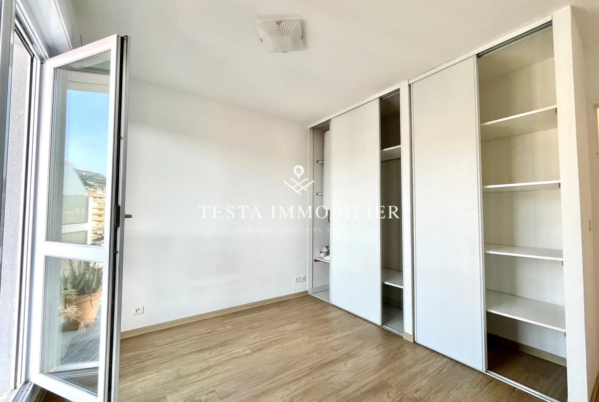 Vente appartement 2 pièces avec terrasse à Roquebrune Cap Martin 