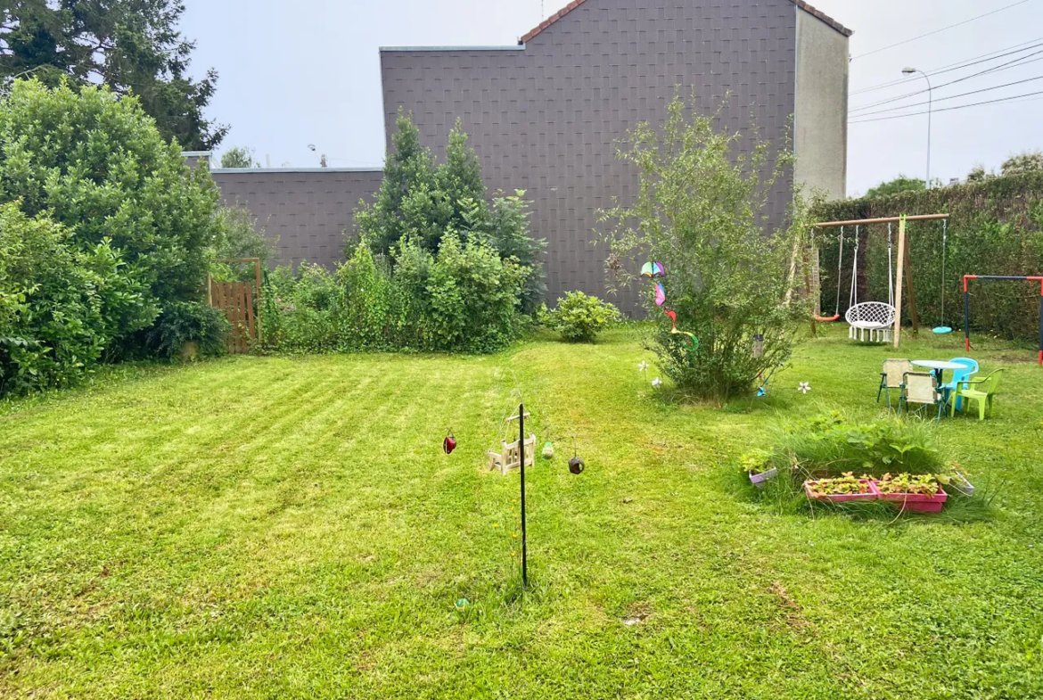 Maison de plain-pied à vendre à Jeumont avec terrain sud 