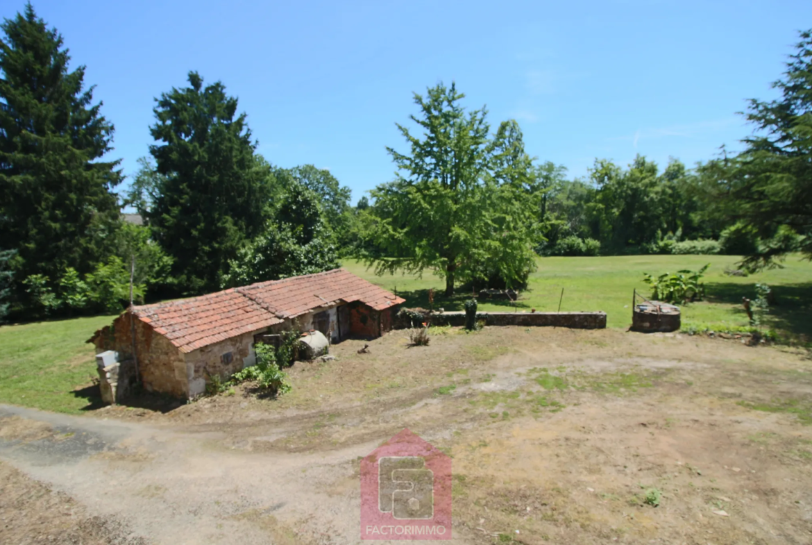 Propriété en pierre à Puy l'Évêque, 7 Ha, 6 chambres 