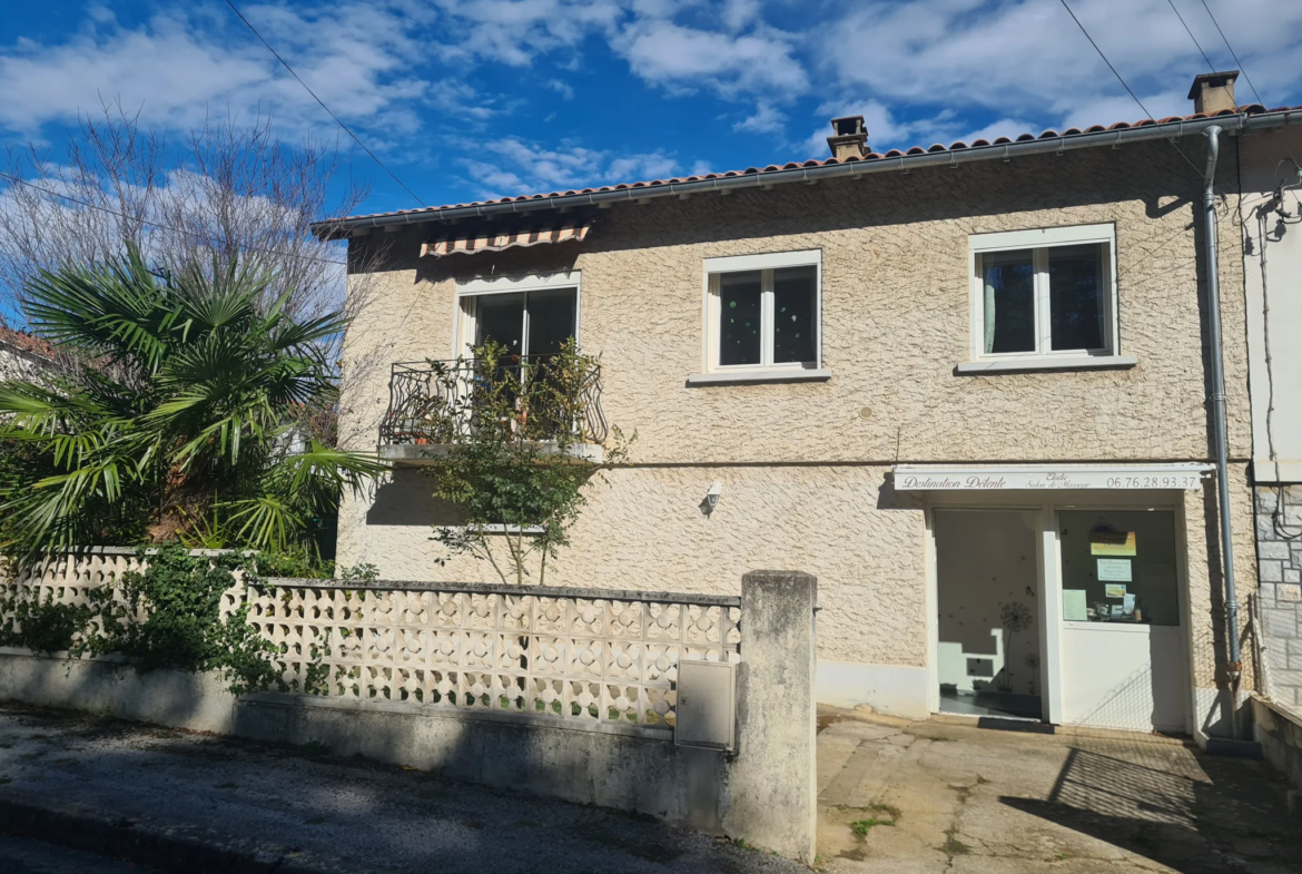 Maison avec local professionnel à Castres - 120m² 