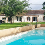 Longère avec Piscine à 15 min de Vendôme