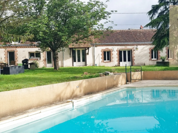 Longère avec Piscine à 15 min de Vendôme