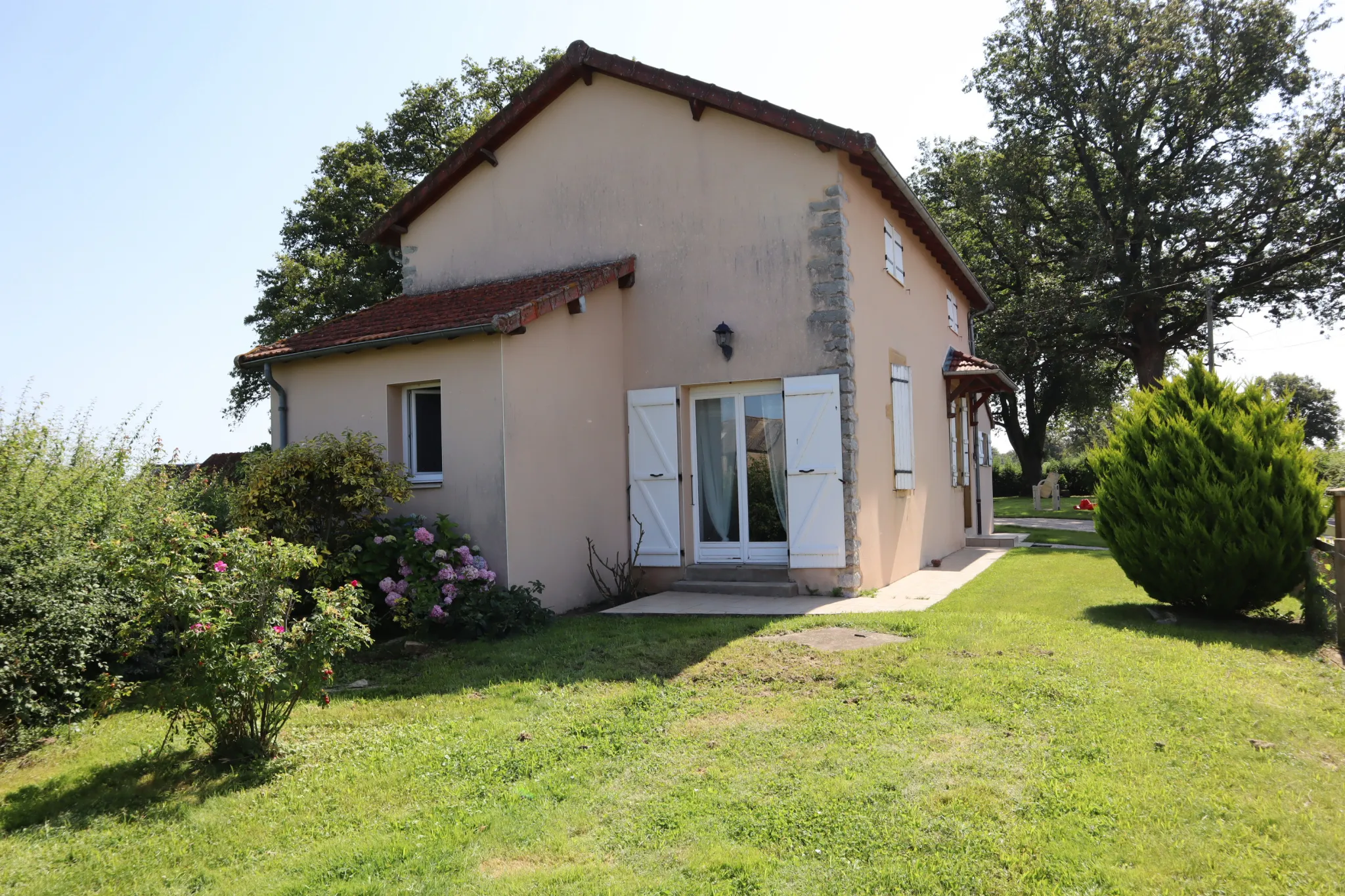 Maison de village à Volesvres - 144 m² avec terrain clos 