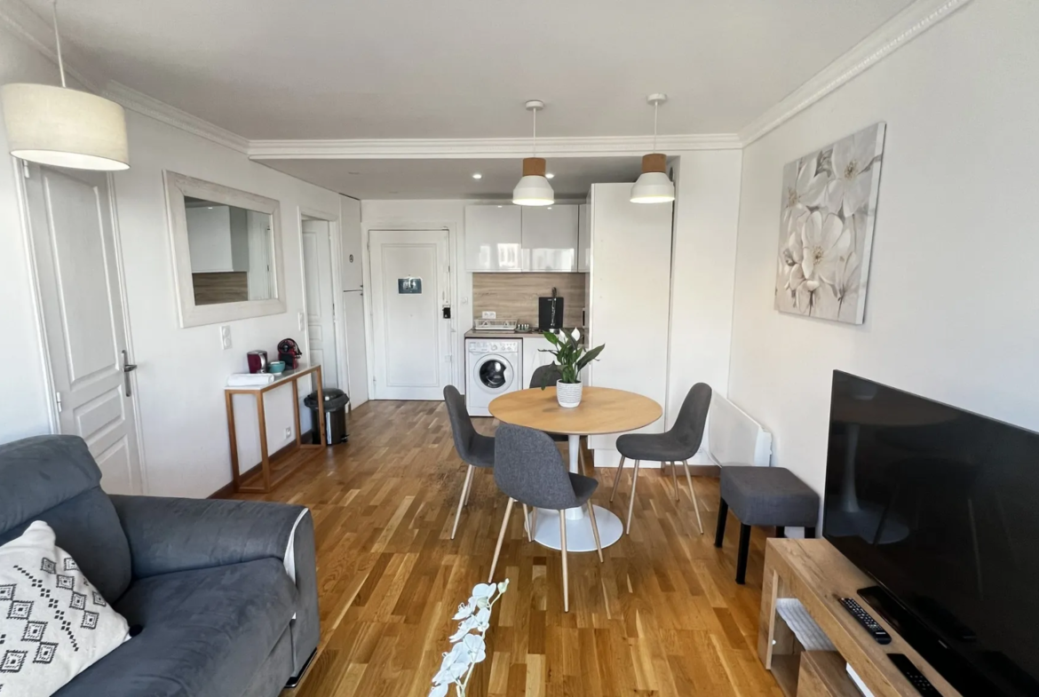 À vendre : Appartement 2 pièces au Carré d'Or de Nice, idéal investissement locatif 