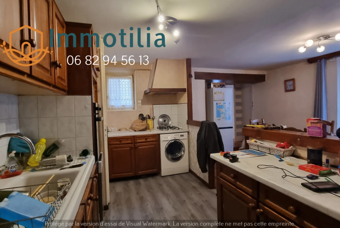 Immeuble à vendre à Nangis - Appartement F5 et local commercial 