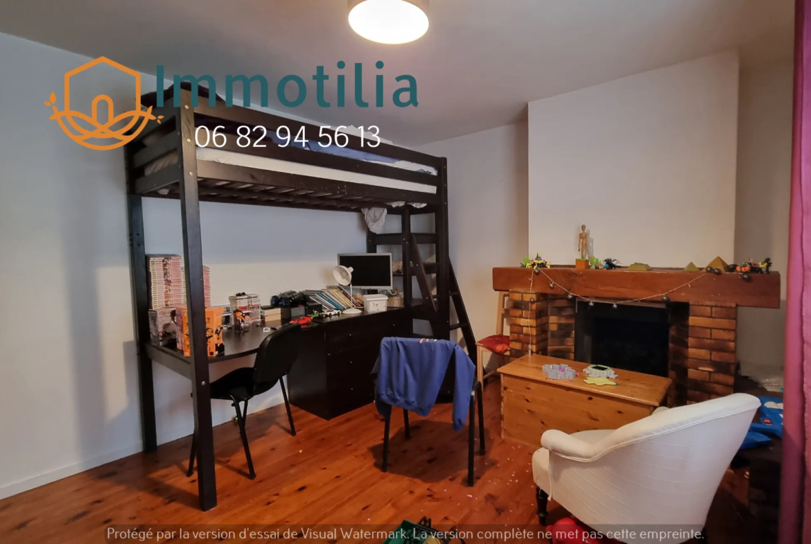 Immeuble à vendre à Nangis - Appartement F5 et local commercial 