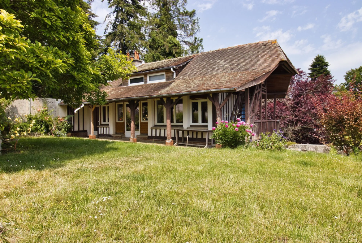 Maison avec dépendances à Doudeville - 4 chambres - 290 m² 