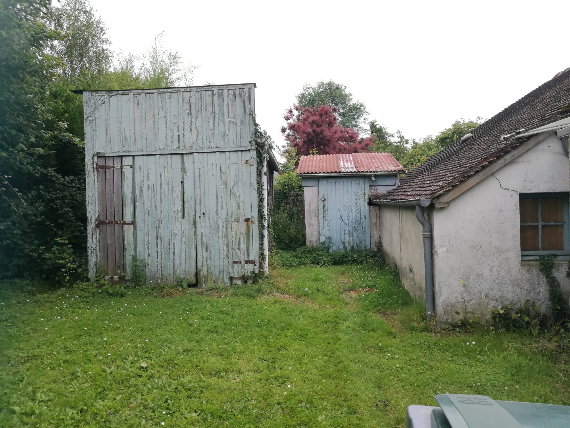 Maison familiale à vendre à Hauterive - 140 m² avec terrain de 20 000 m² 