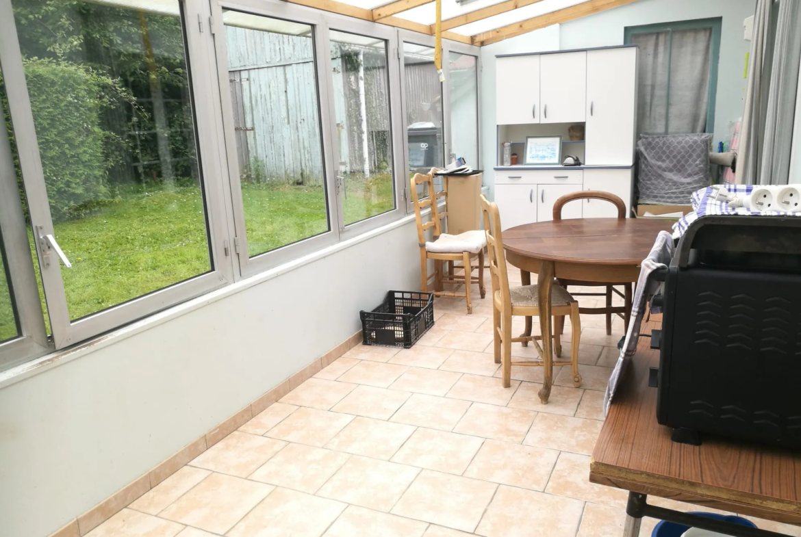 Maison familiale à vendre à Hauterive - 140 m² avec terrain de 20 000 m² 