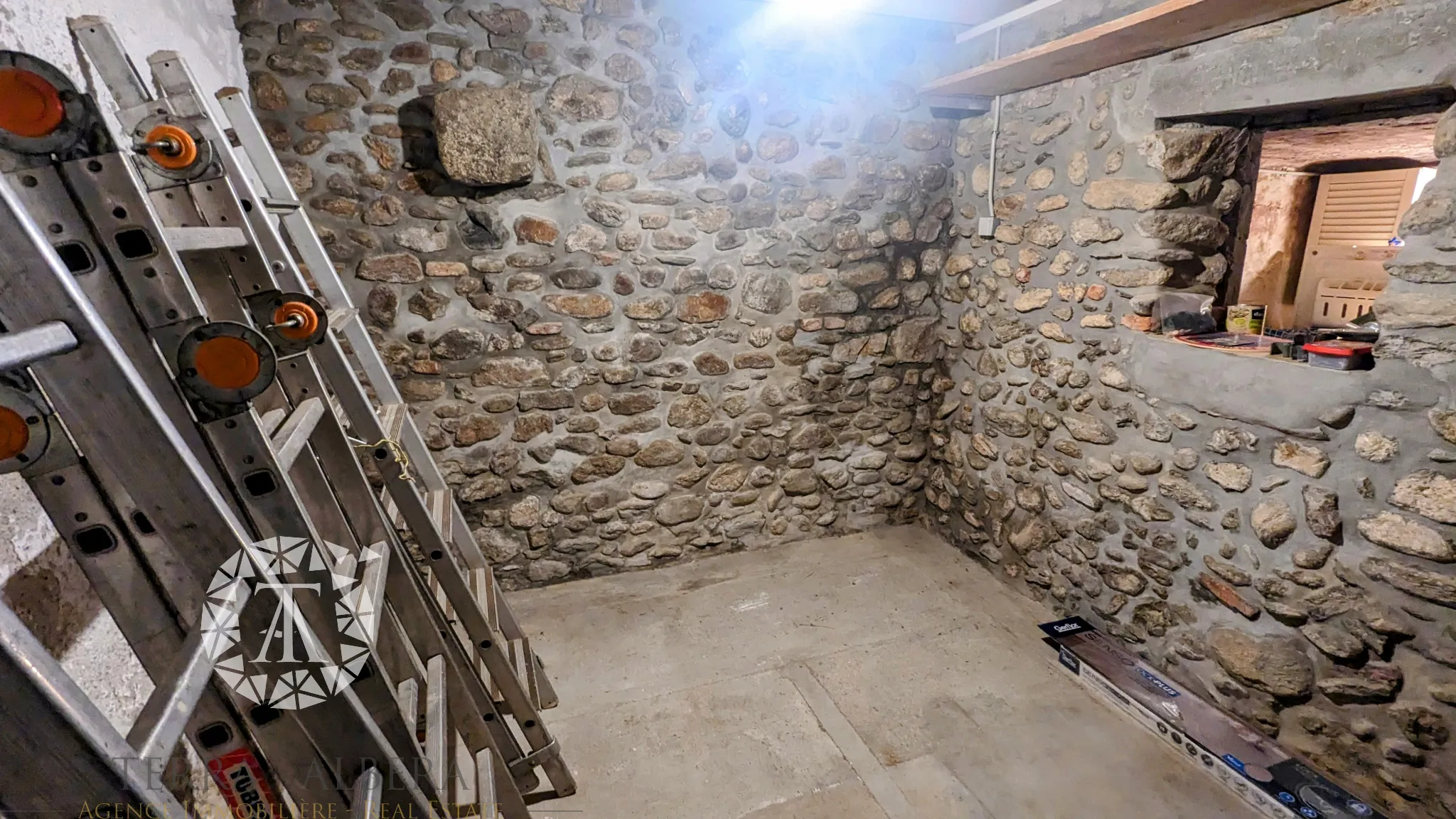 Maison de village à vendre à St André pour 85 200 euros 