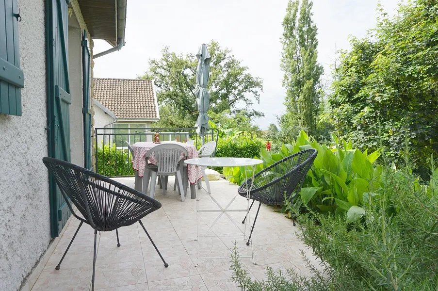 Jolie maison individuelle avec sous-sol à Varenne st Germain 