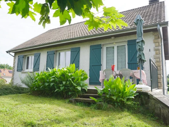 Jolie maison individuelle avec sous-sol à Varenne st Germain