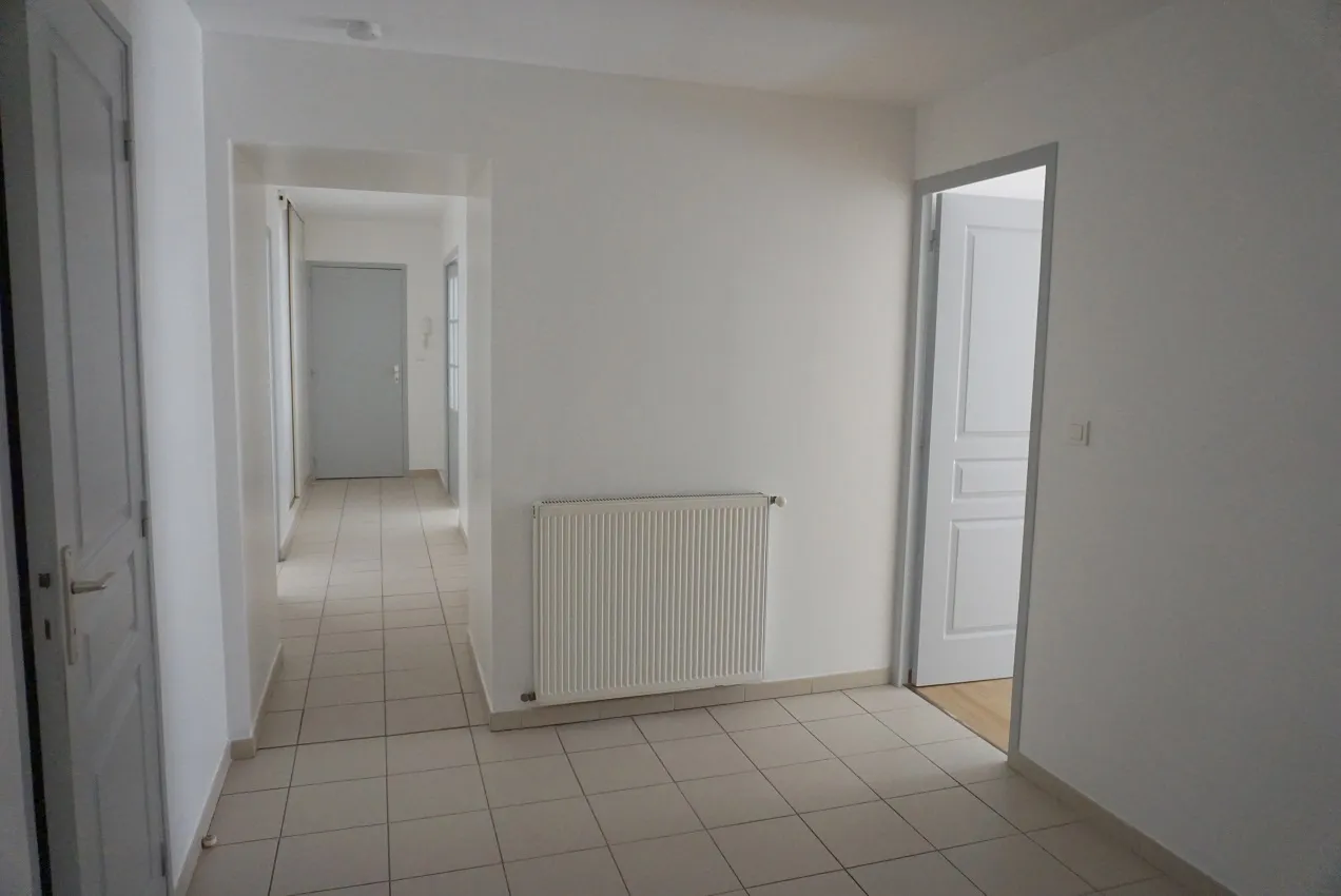 Grand appartement de type F4 à vendre à Paray le Monial, 115 m² 