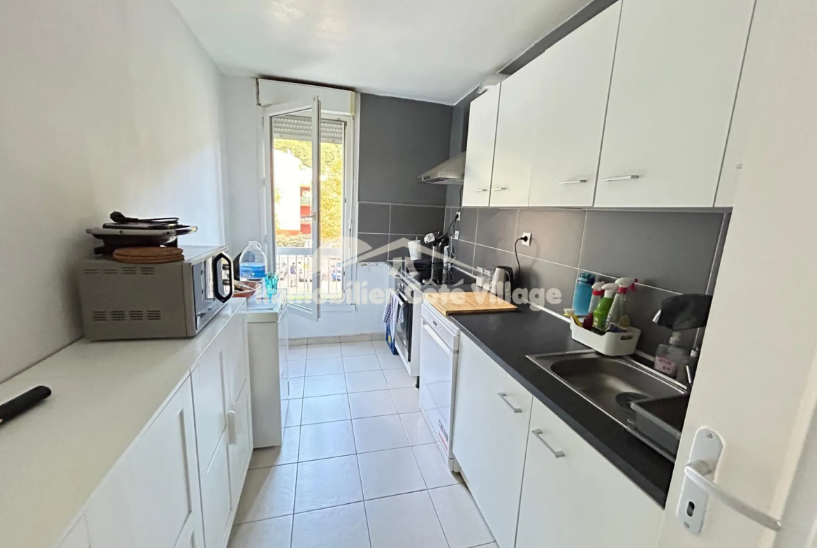 Appartement de 83 m² avec garage et cave à Drap 