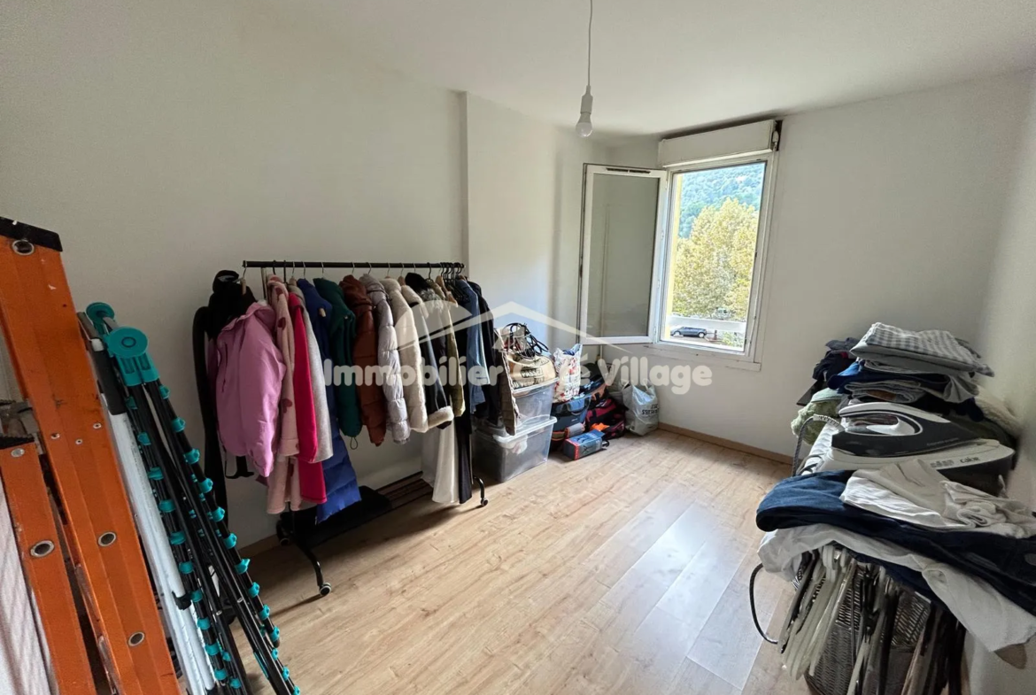 Appartement de 83 m² avec garage et cave à Drap 