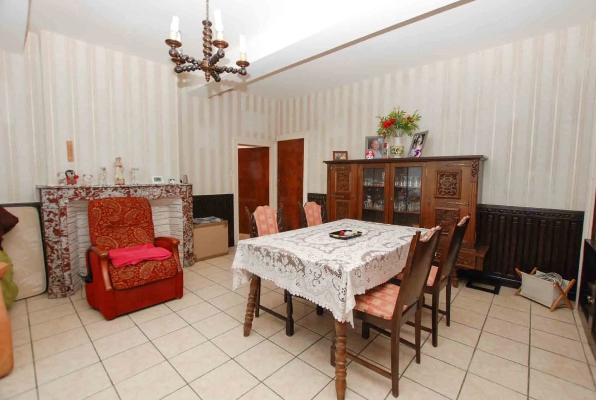 Maison semi-individuelle à vendre à Jeumont avec jardin 