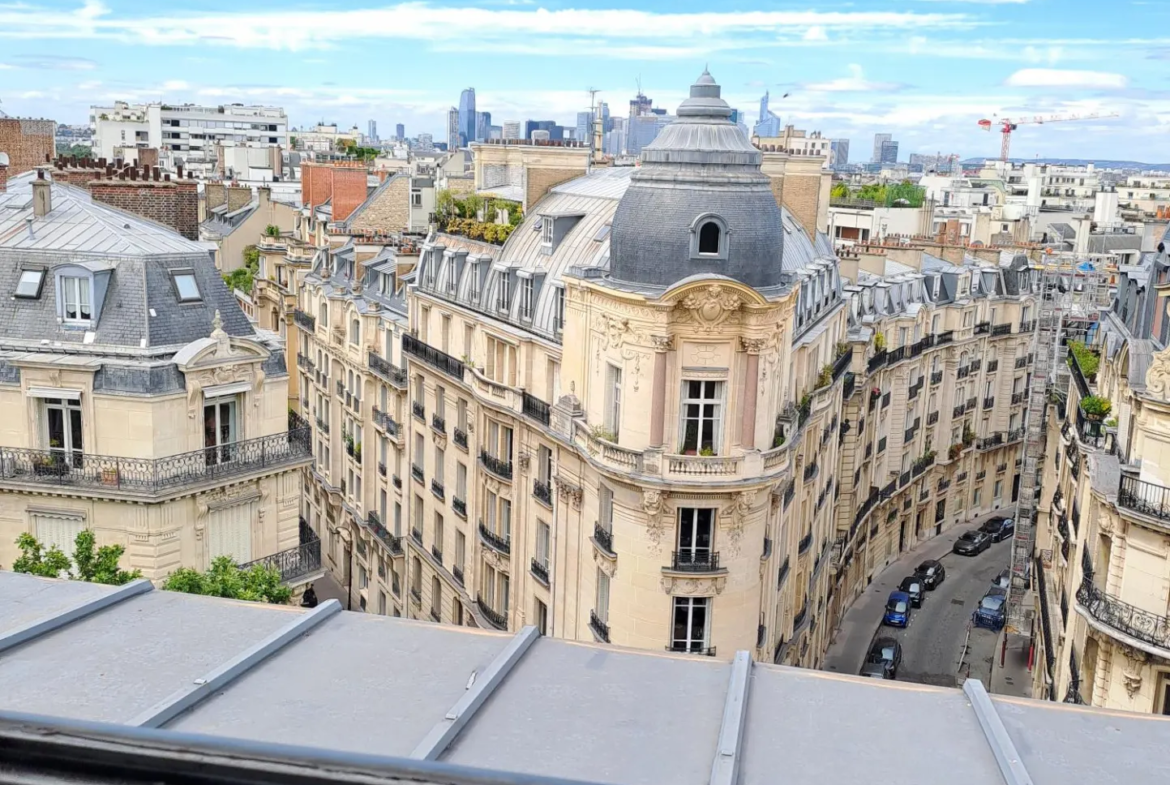 Chambre de Service à la Villa Jocelyn, Paris 75016 