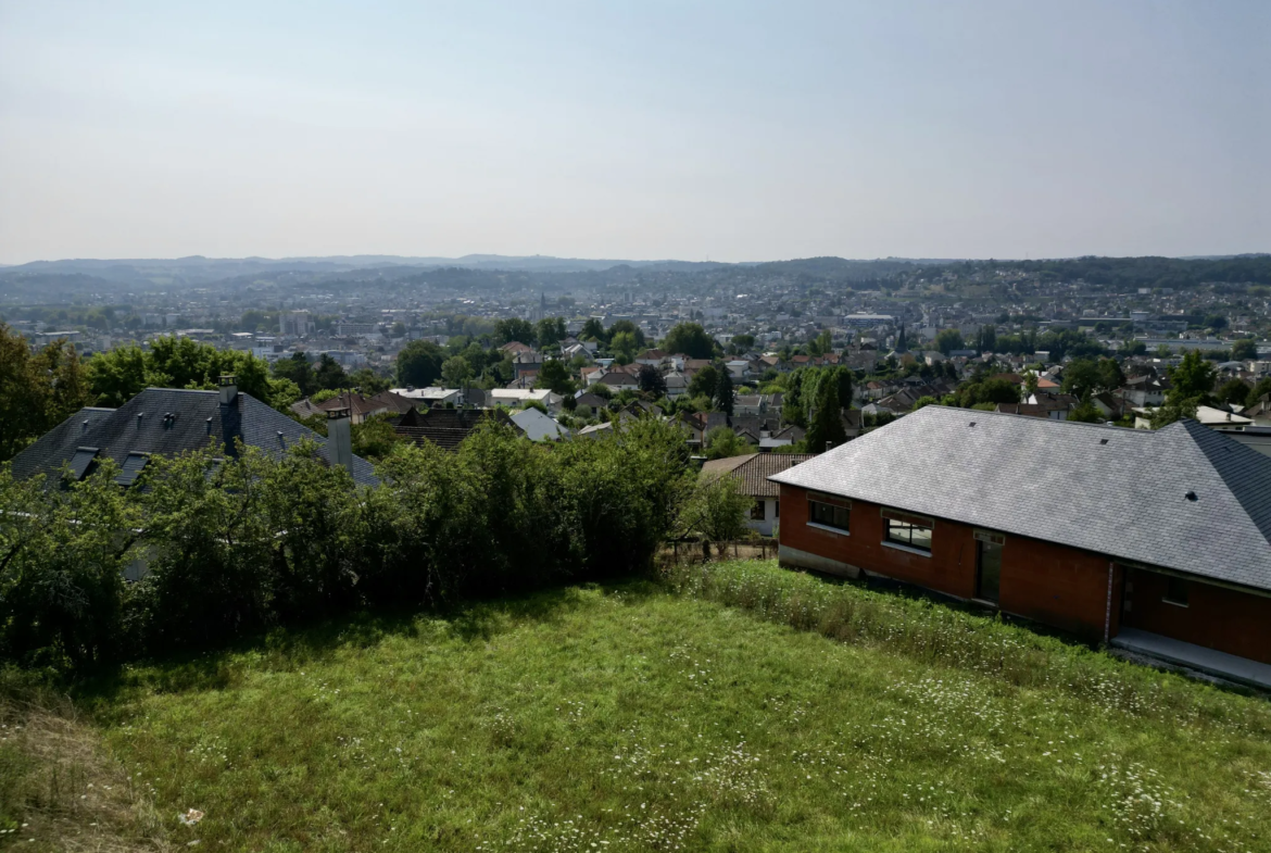 Terrain à vendre sur les hauteurs de Brive - 610 m² 