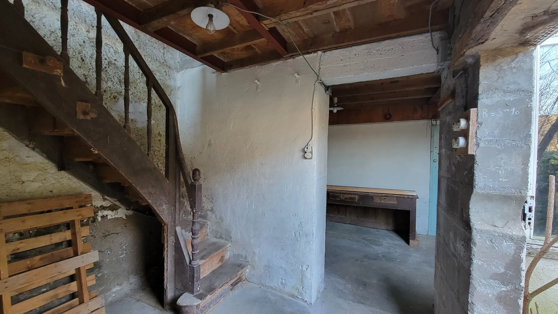 Atelier Local à vendre à La Jumellière entre Chalonnes sur Loire et Chemillé 