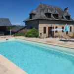 Maison de caractère avec piscine en Xaintrie à vendre