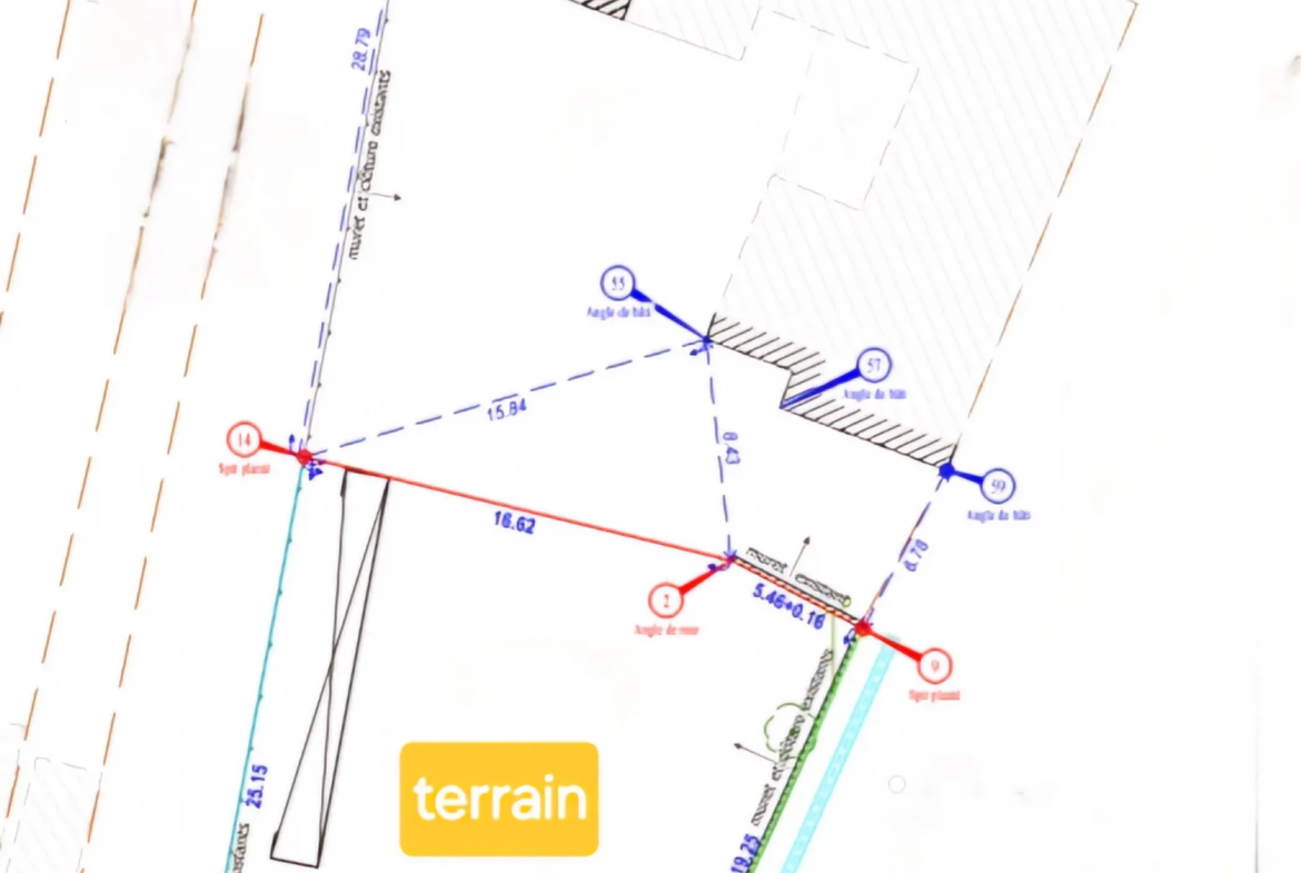 Terrain constructible à Billiers, 2 km des plages 