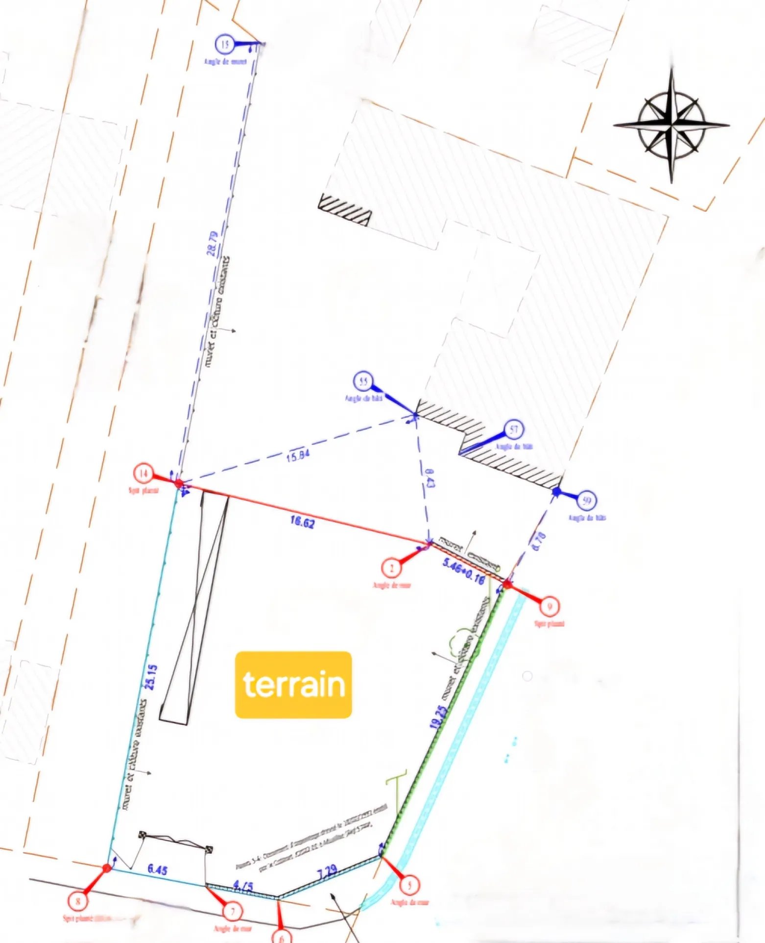 Terrain constructible à Billiers, 2 km des plages 