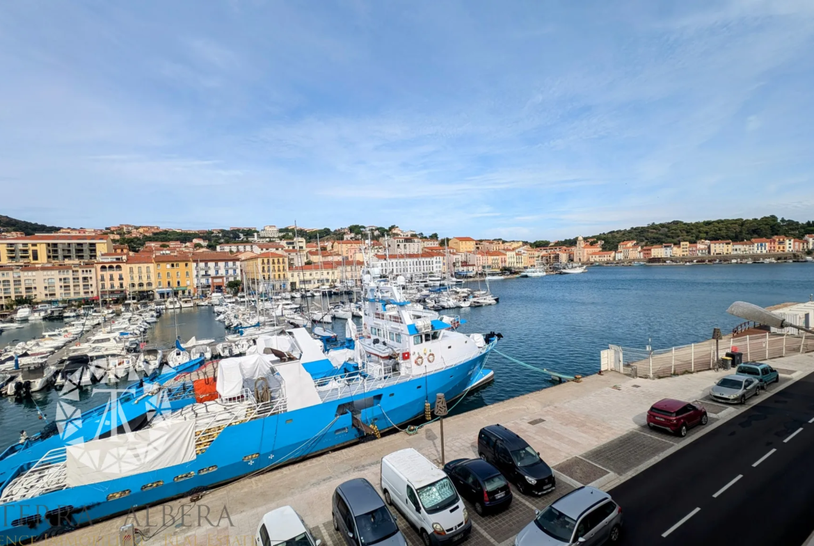 Bel appartement en dernier étage à Port-Vendres avec vue 