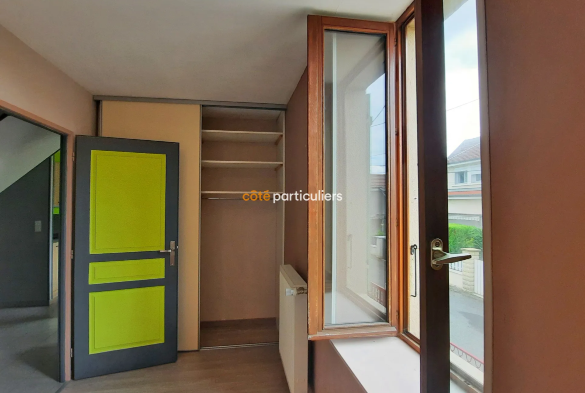 Appartement T3 à vendre à Dole - 46 m² avec garage 