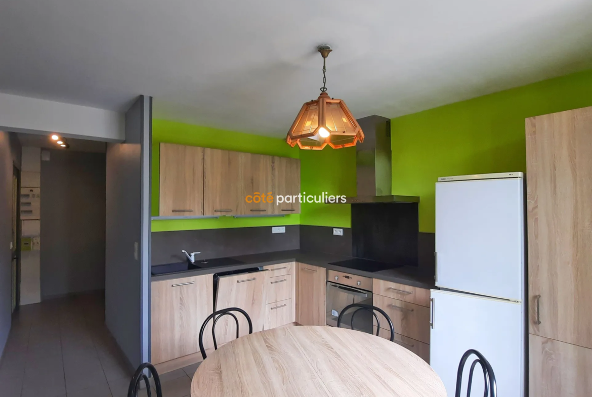 Appartement T3 à vendre à Dole - 46 m² avec garage 