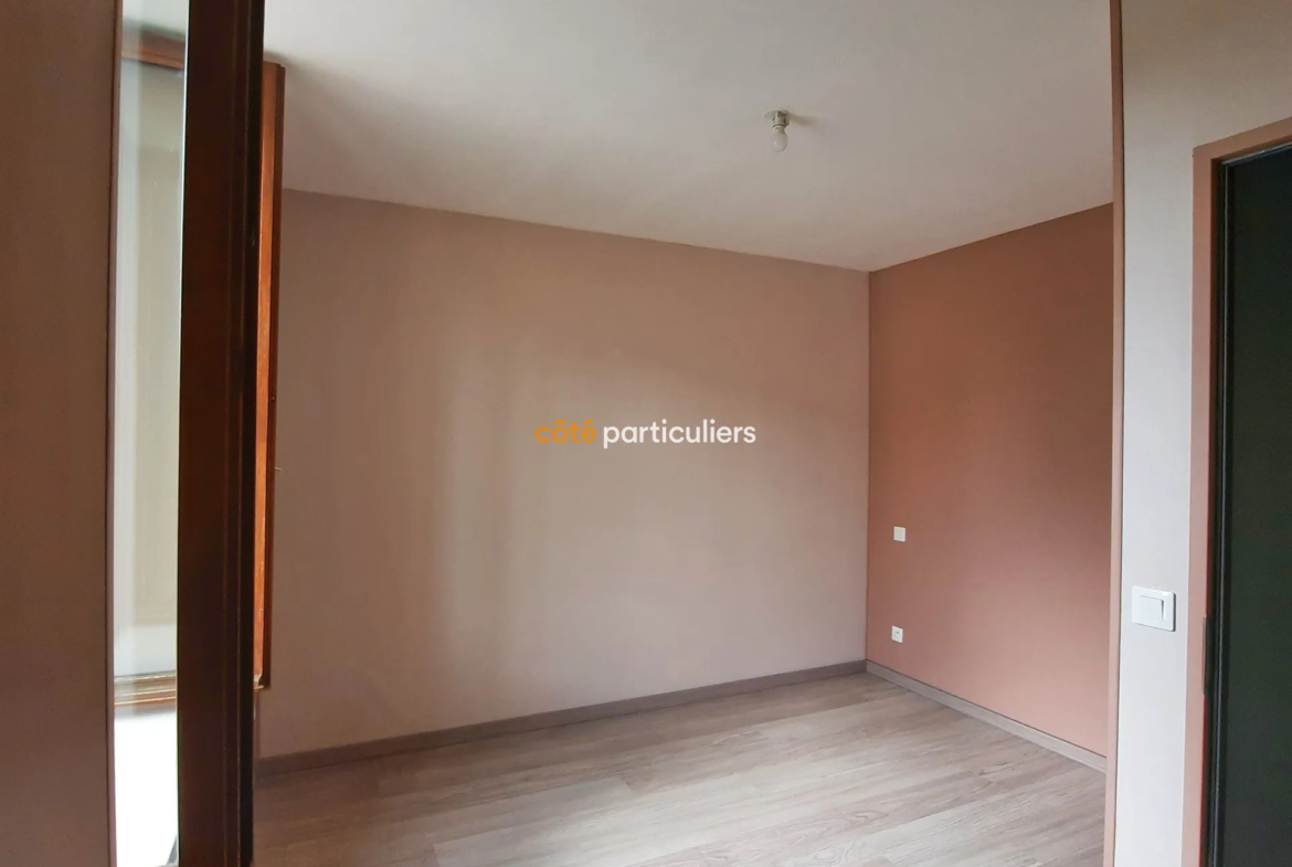 Appartement T3 à vendre à Dole - 46 m² avec garage 