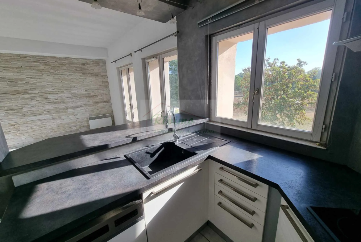 À Boisseron, superbe appartement avec vue dégagée à vendre! 