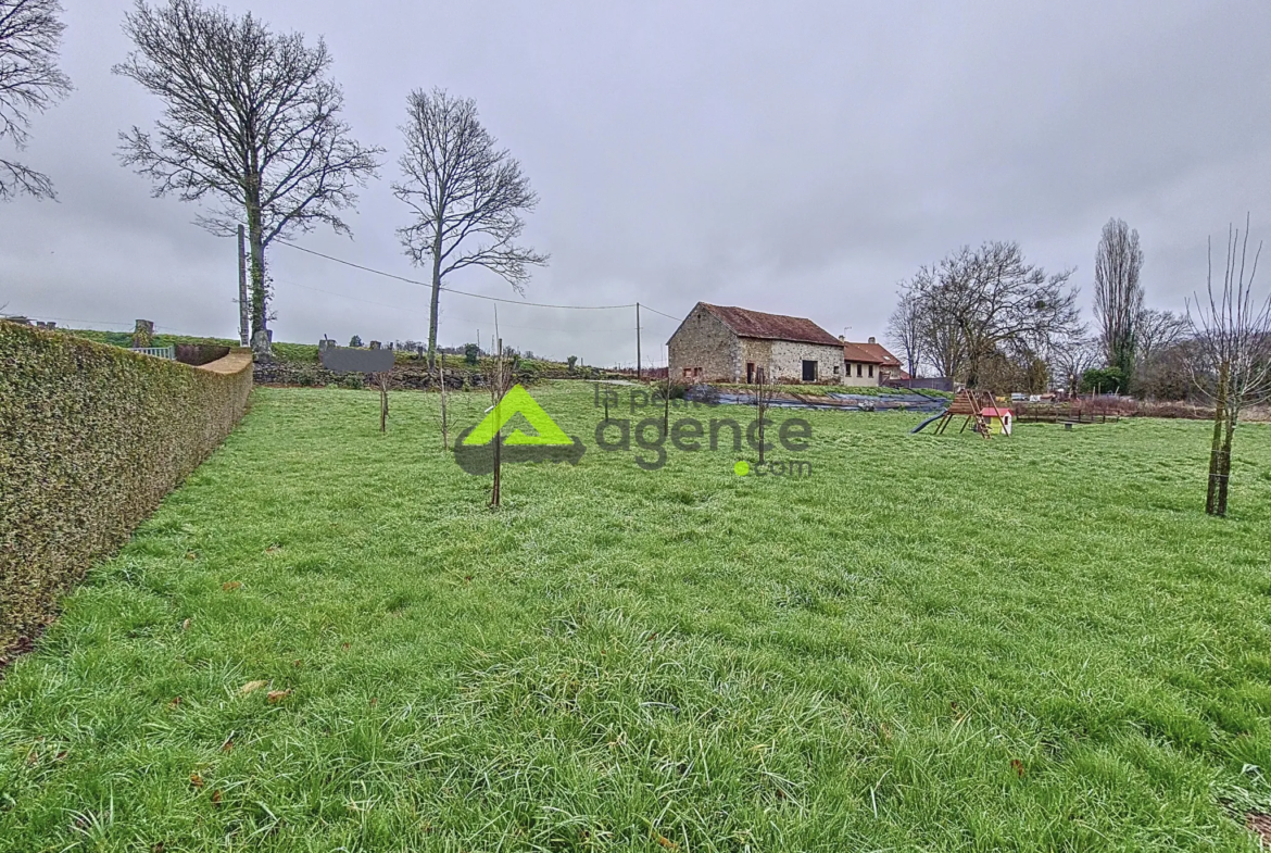 Terrain constructible de 1500 m² à Saint-Sulpice-le-Guérétois à vendre 