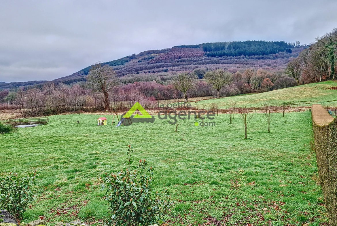 Terrain constructible de 1500 m² à Saint-Sulpice-le-Guérétois à vendre 