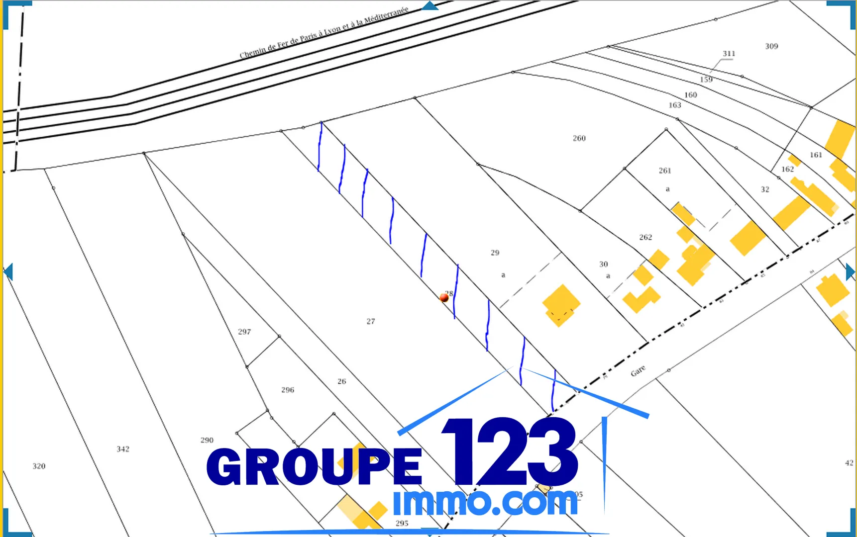 Terrain constructible de 2020 m2 à Vergigny à vendre 