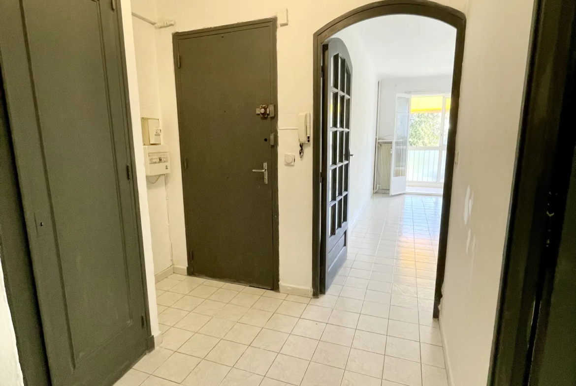 À vendre : Appartement 2 pièces à Cannes avec parking et cave 