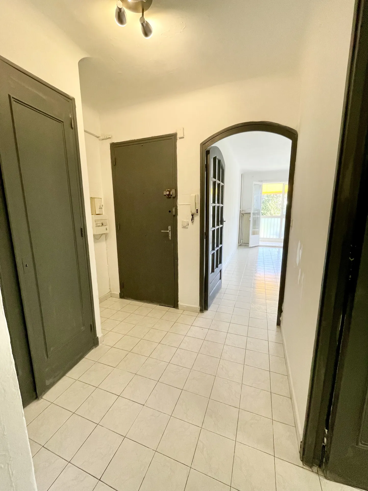 À vendre : Appartement 2 pièces à Cannes avec parking et cave 